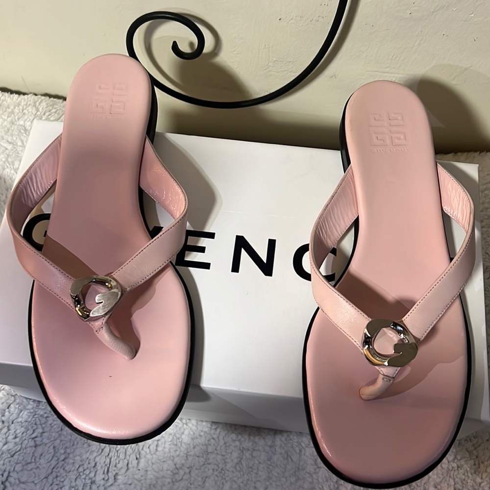 Authentic Used Givenchy Blush Pink G Chain Thongs
